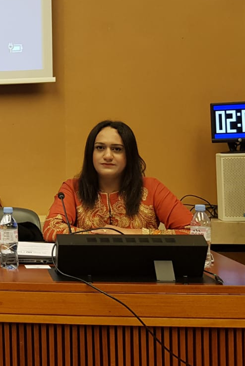 De Pakistán primera diplomática trans en la ONU