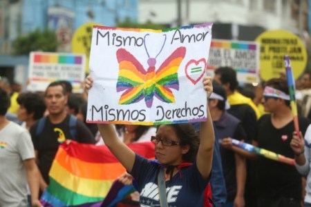 Entre Franjas: «Salir del clóset en América Latina» por Jazz Hernández