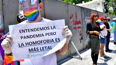 La vida de 6 de cada 10 mexicanos lgbt+ impactada por el covid-19