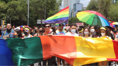 Entre Franjas: «¡Volvimos a salir!: Edición 43 de la marcha del Orgullo LGBTIQ+ CDMX» por José Luis Ruperto (That Boy is Ruperto)