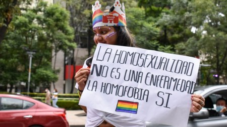 Baja California tipifica los crímenes de odio