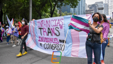 Familias, infancias y disidencias trans no binarias tomaron la CDMX en ‘La Marcha de lxs Invisibles’