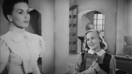 «Muchachas de uniforme», película mexicana lésbica de la época de oro (video)