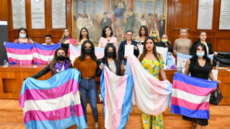 Activistas trans presentan iniciativa Ley cupo laboral trans en Edoméx
