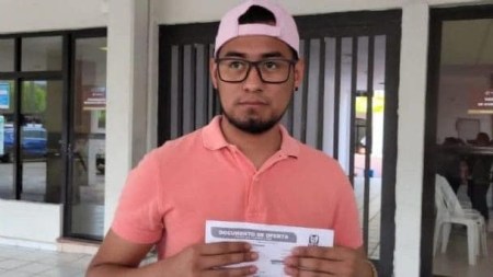 Hombre gay recibe pensión por viudez por el IMSS