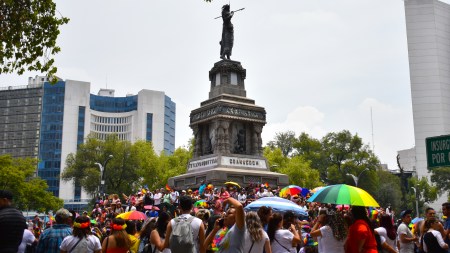 Comité IncluyeT ofrece disculpas por falta de logística en Marcha lgbt+