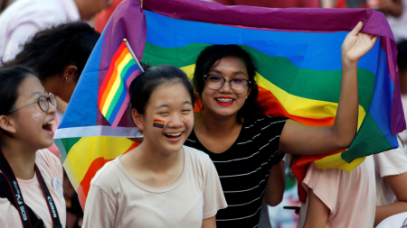Ser gay en Singapur ya no será un crimen, pero no permitirá matrimonio igualitario